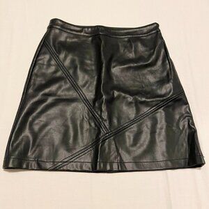Noisy May Vegan Faux Leather Miniskirt Zip Closure Womens Size Small
